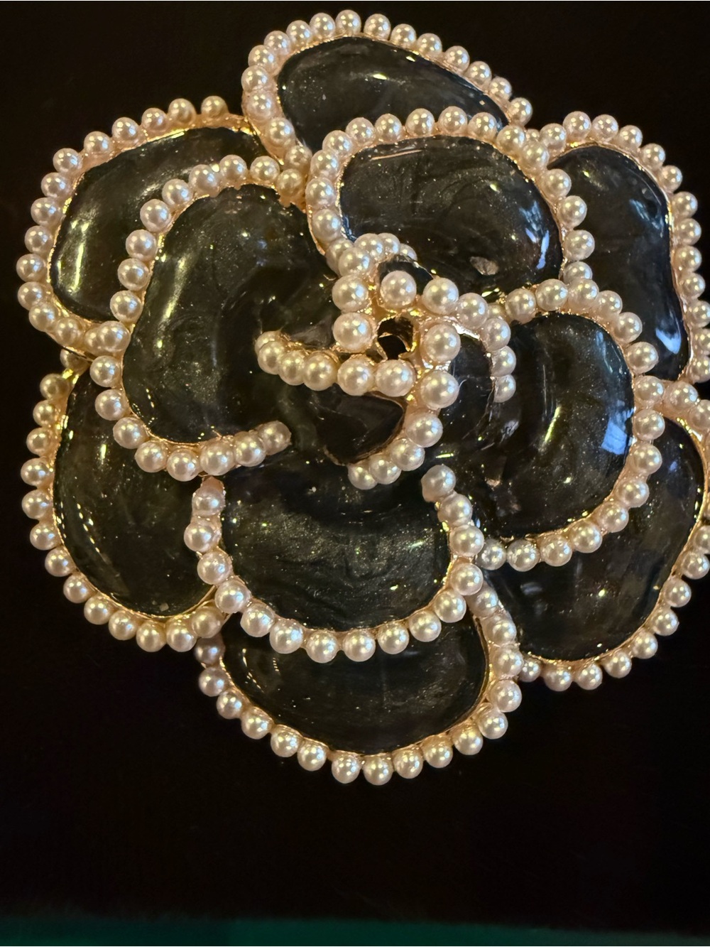 Camellia Pearl Black Enamel Brooch - Picture 3 of 7